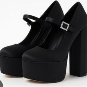 Lisa Vicky Vault-V Women's Black Satin Platform Heels Sz-7.5